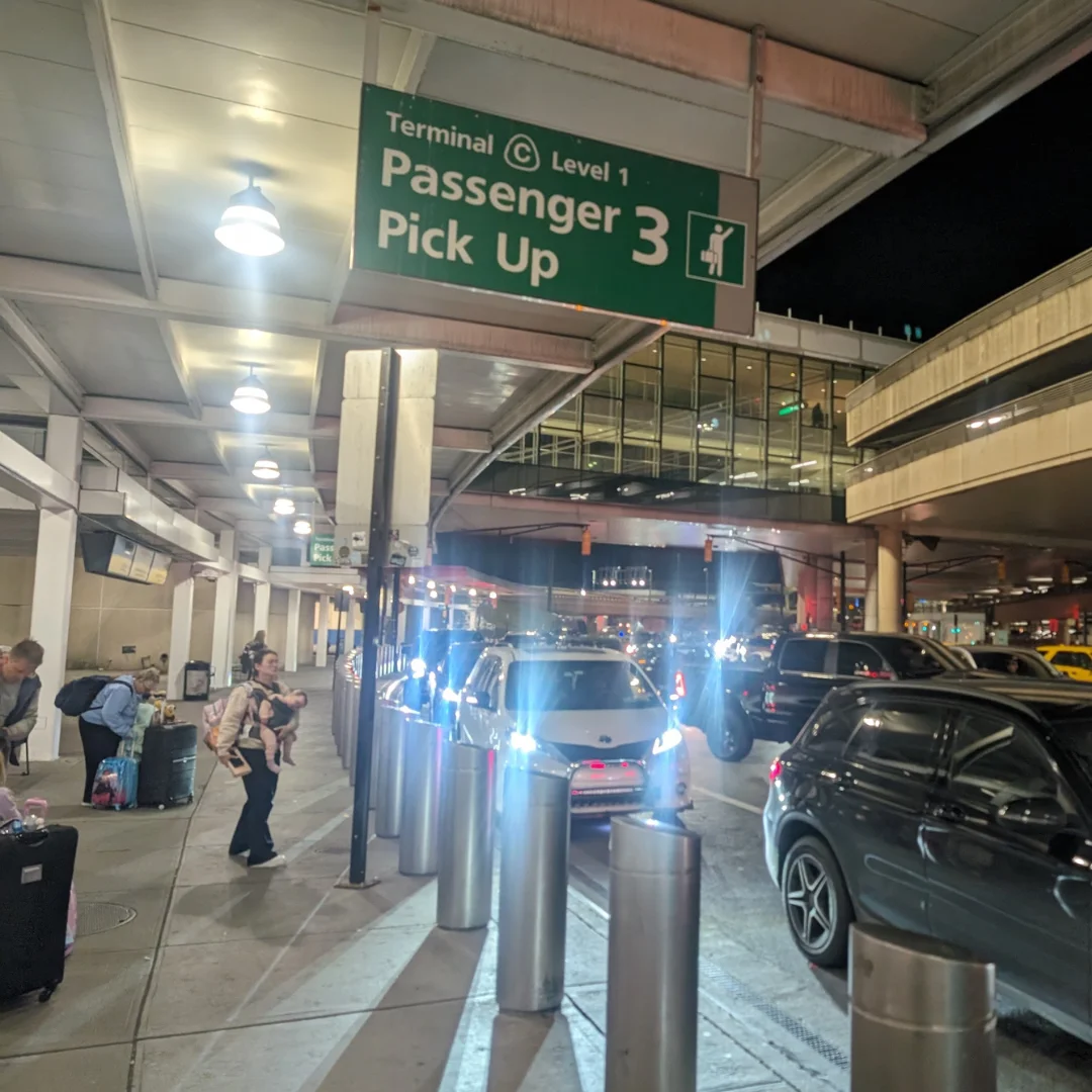 luxury car service from jfk airport to ewr